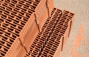 Hurtownia budowlana Katowice — jak wybrać partnera do budowy i remontu